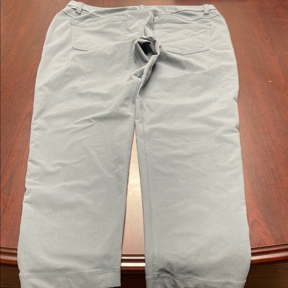 lululemon athletica Pants - Picture 7 of 8